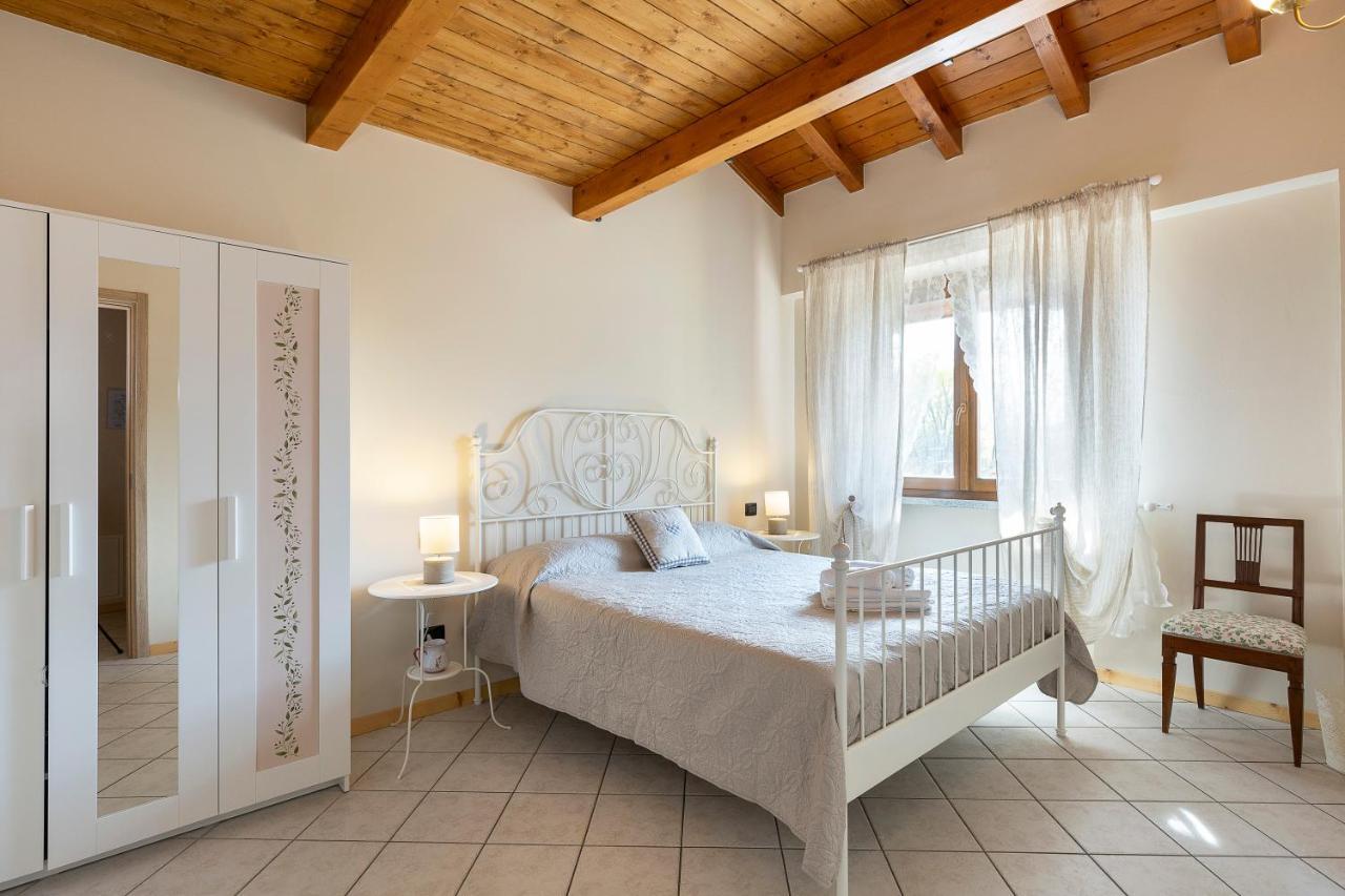 Bb10 Oasi Guest House Arona Luaran gambar